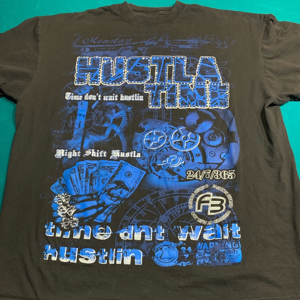 Hustlin T-shirt